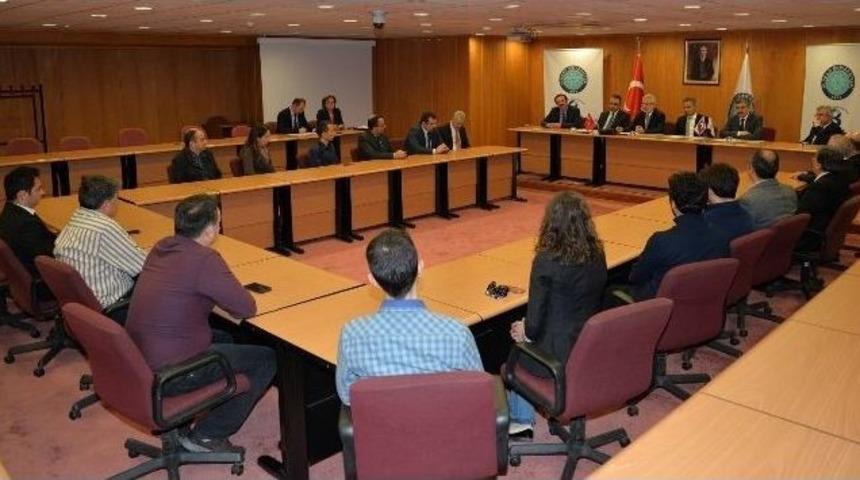 Başarılı &Ouml;ğrenciler Uludağ &Uuml;niversitesi&rsquo;ni Tercih Edecek