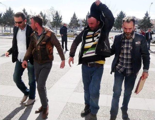 Aksaray&rsquo;da Zehir Tacirlerine Operasyon: 3 G&ouml;zaltı 1