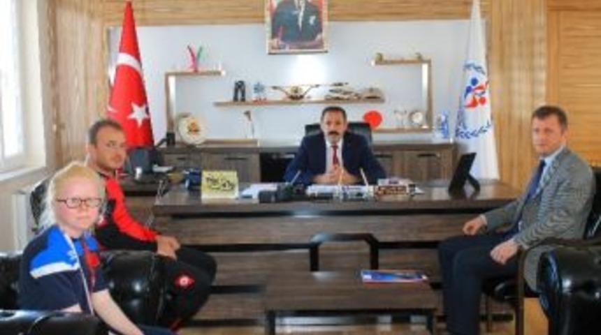 G&ouml;rme Engelli Eke, Judoda T&uuml;rkiye Şampiyonu Oldu