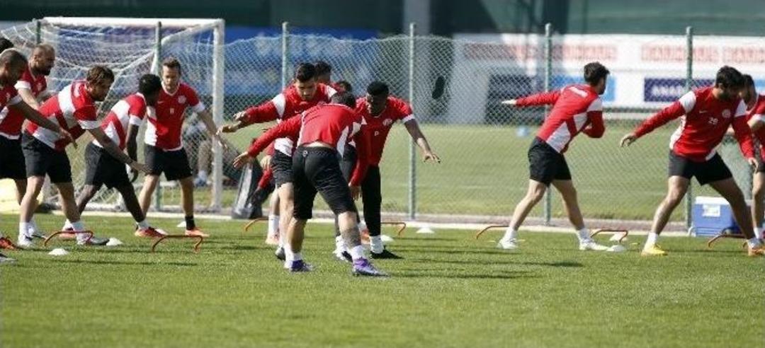 Jose Morais: "kasımpaşa Ma&ccedil;ında Takımla Birlikte Olacağım"