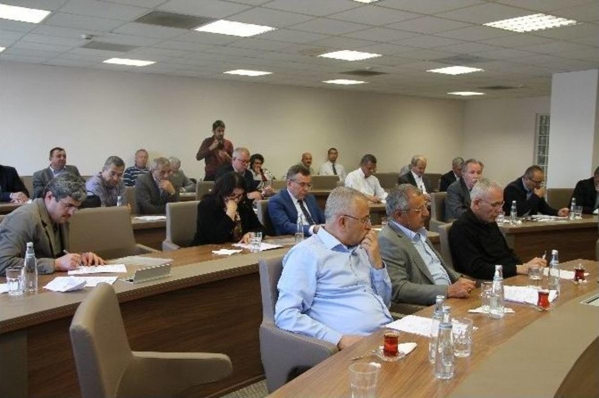 Fethiye Belediye Meclisinde Dp Ve Ak Parti İşbirliği