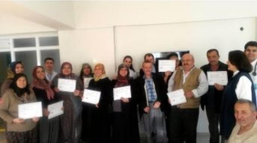 Beyşehir&rsquo;de Diyabet Okulu Mezunlarına Sertifikaları Verildi