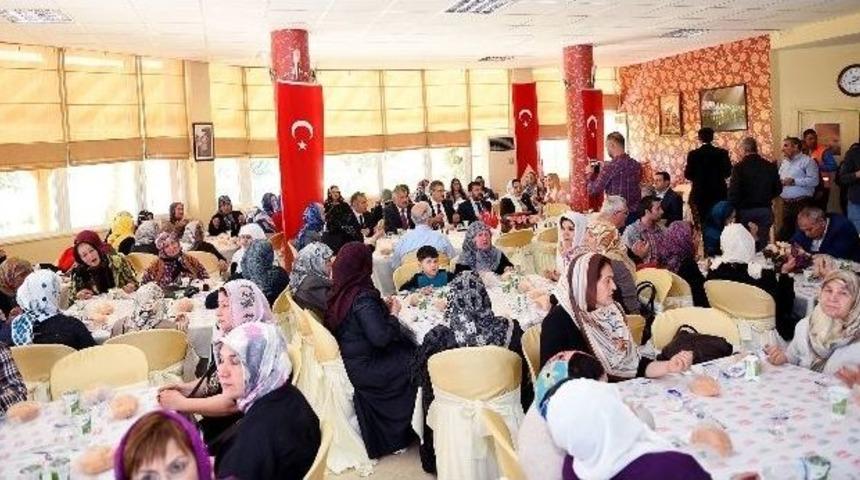 Karalar: “bizim De Canımız Size Feda Olsun”