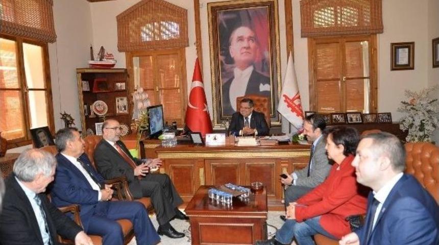 Muhasebecilerden Belediye Başkanı Selim Yağcı&rsquo;ya Ziyaret