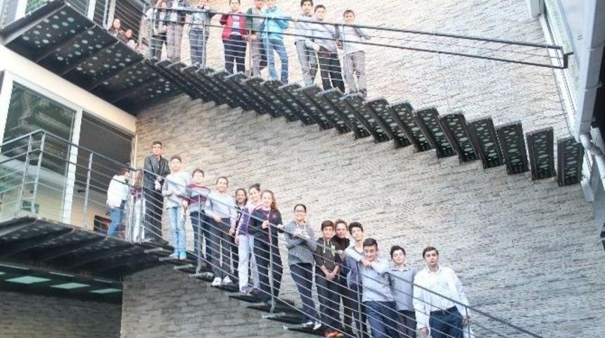 Başarının Merkezi B&uuml;y&uuml;kşehir Agm