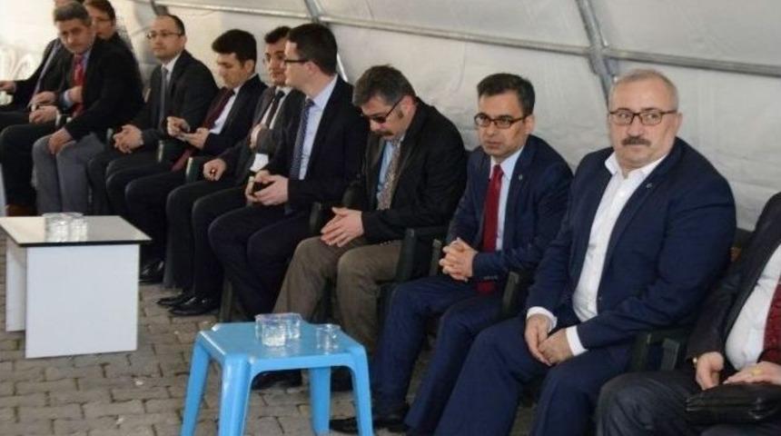 Şehit Polis İ&ccedil;in Taziye Ziyareti