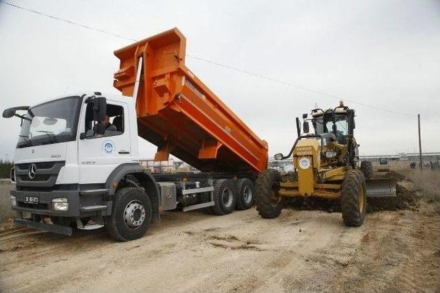 Emko’da Yol Yapım Çalışması