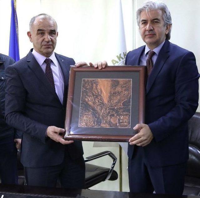 Akhisar İle Bosna Hersek Donji Vakuf Kardeş Belediye Oldu 1