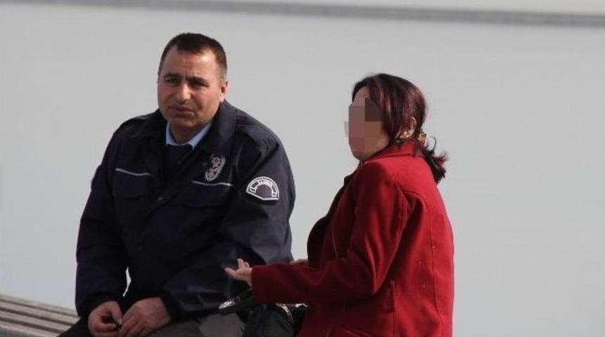 İntihar Etmek İsteyen Kadını Polis İkna Etti
