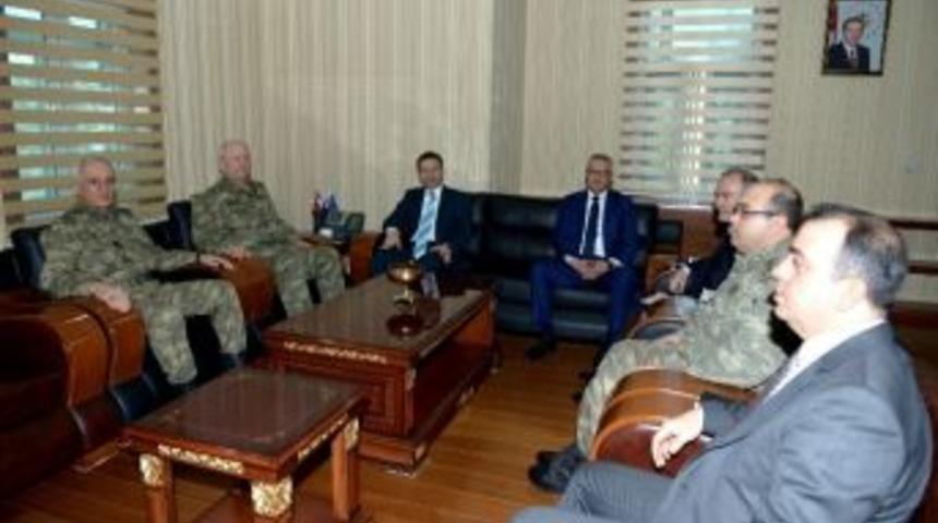 Orgeneral Huduti, Vali Aksoy&rsquo;u Ziyaret Etti