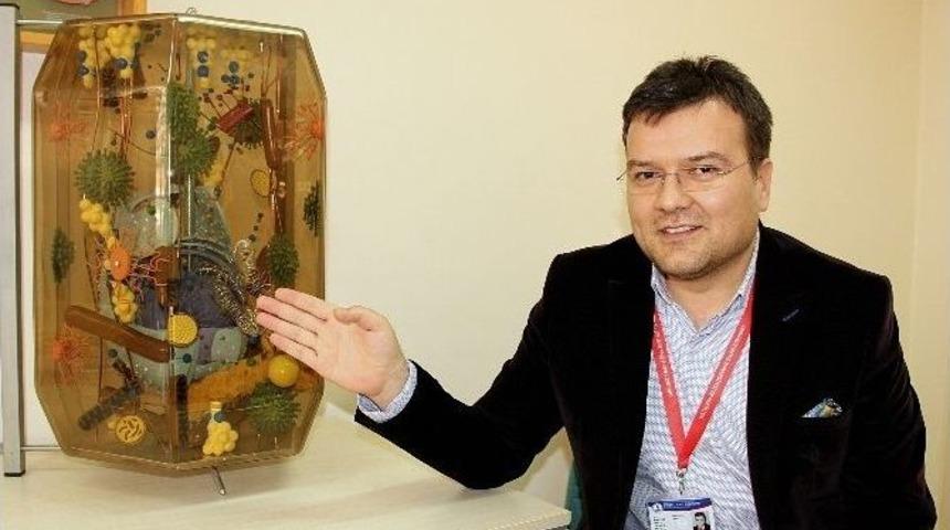 Om&uuml;&rsquo;de "k&ouml;k H&uuml;cre Araştırma Merkezi" A&ccedil;ılıyor