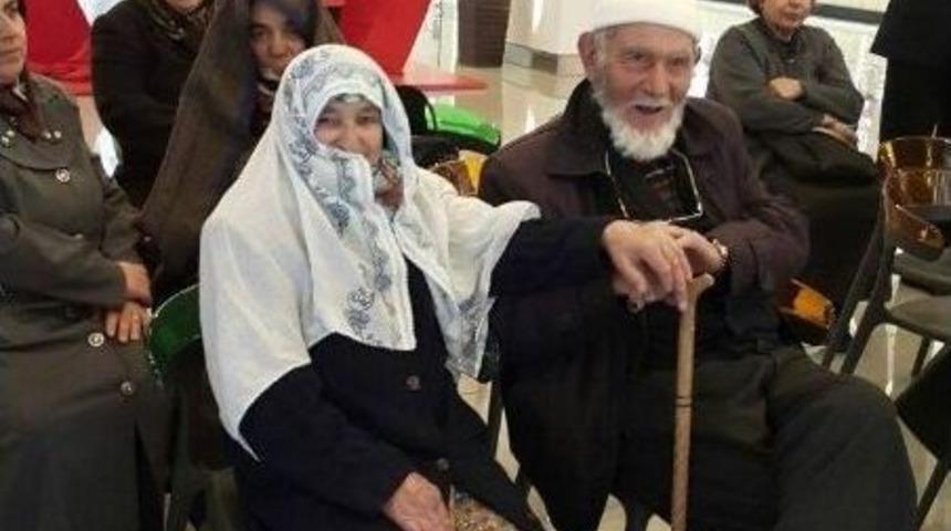 G&ouml;n&uuml;ll&uuml; Gen&ccedil;ler Yaşlılar İle Buluştu