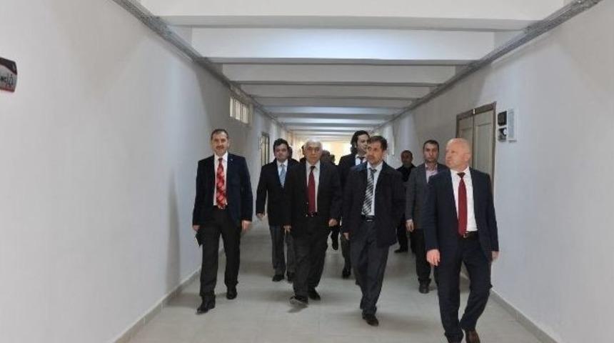 Alaplı Kamp&uuml;s&uuml;ndeki Yenileme &Ccedil;alışmaları Tamamlandı