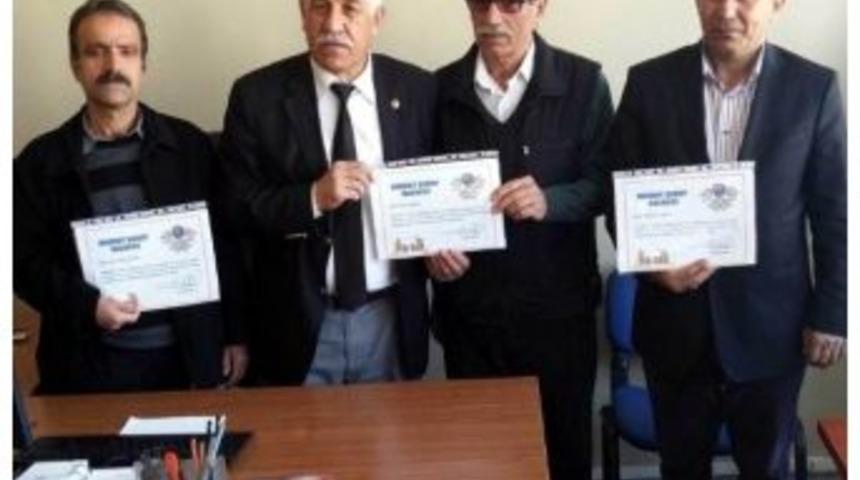 Te&ccedil;-sen&rsquo;den Emeklilere Hizmet Şeref Belgesi