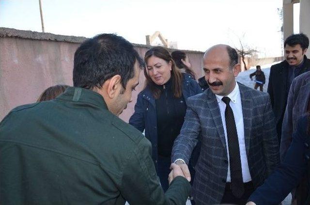 Hdp’li Akdoğan’dan Okul Ziyaretleri