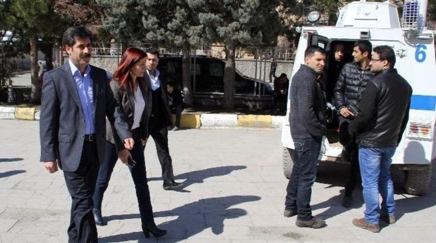 Eş Başkanların Duruşması Ertelendi