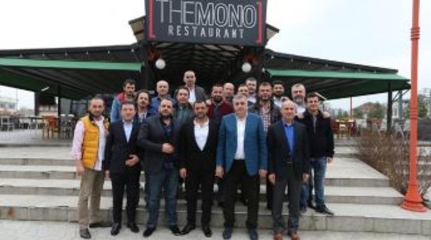 Başkan To&ccedil;oğlu İş Adamı Ve Esnaflarla Biraraya Geldi