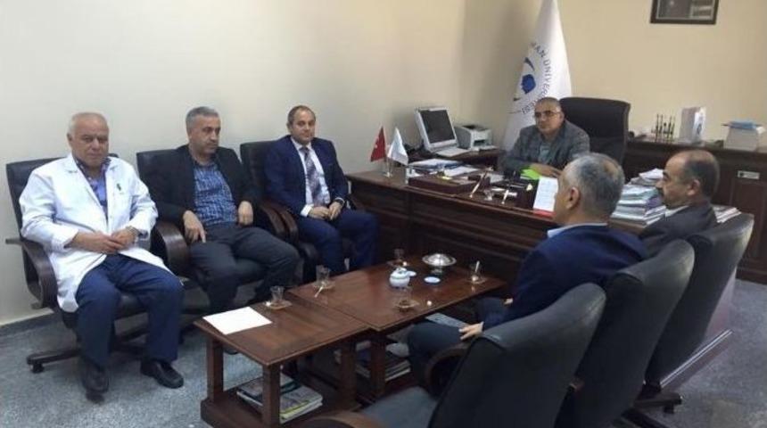 Anadolu Hayad&rsquo;dan Hastane Ve Fak&uuml;lteye Ziyaret