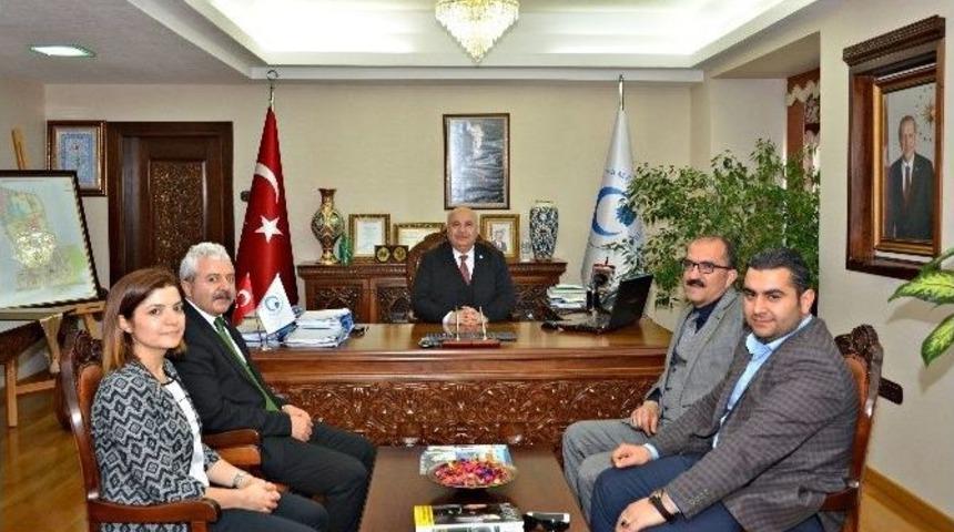 Yeşilay Cemiyeti&rsquo;nden Adıyaman &Uuml;niversitesi&rsquo;ne Ziyaret