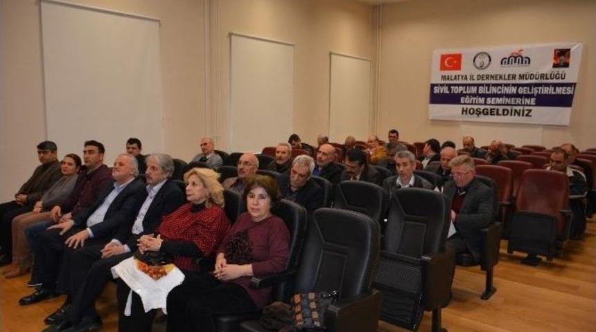 Malatya&rsquo;da &lsquo;hemşehri Derneklerle İstişare&rsquo; Toplantısı D&uuml;zenlendi