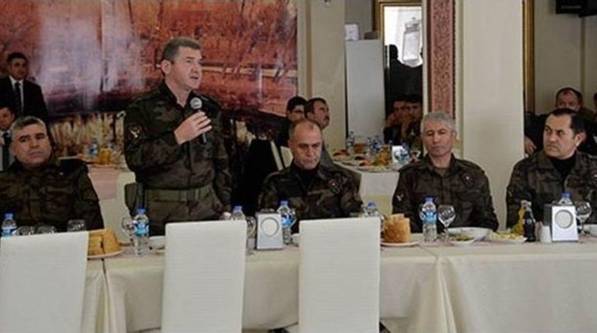 Vali Barut, &Ouml;zel Harekat Polisleriyle Moral Yemeğinde Buluştu