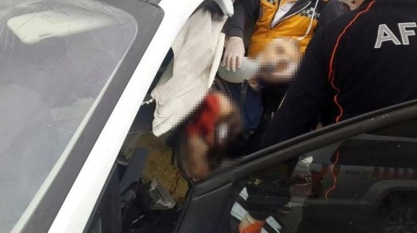Yeni Aldığı Otomobiliyle Aynı G&uuml;n Kaza Yaptı: 1 &Ouml;l&uuml;, 1 Yaralı