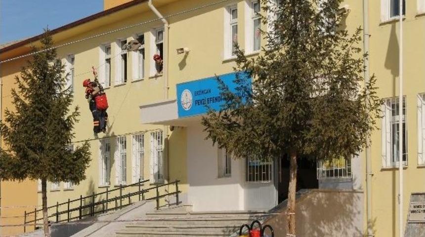 Erzincan&rsquo;da Ger&ccedil;eğini Aratmayan Tatbikat
