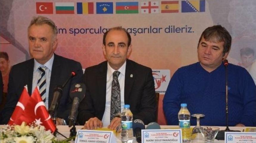 Halterin &lsquo;yıldızları&rsquo; Bursa&rsquo;da