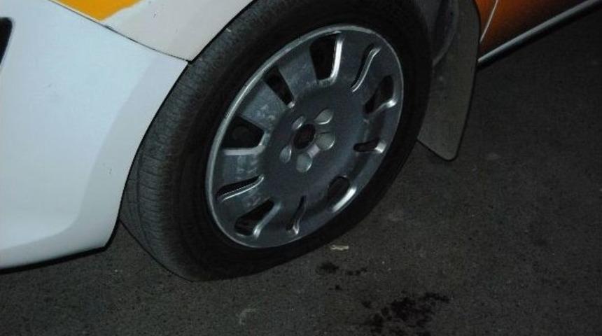 Bı&ccedil;akla Dehşet Sa&ccedil;tı