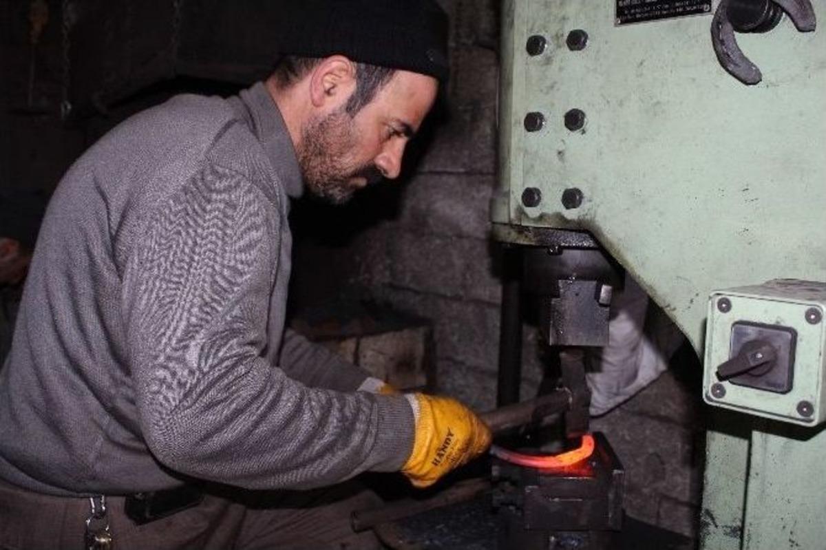 (&ouml;zel Haber) Nalbantlık Son Demlerini Yaşıyor