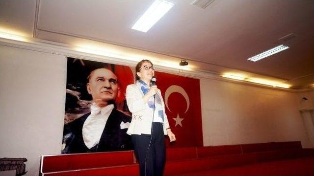 Manisa Chp Kadın Kolları Sarıgöl’de Toplandı