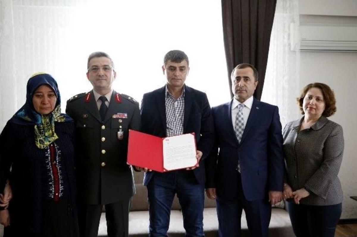 Antalyalı Şehit Ailesine Genelkurmay&rsquo;dan Duygulandıran &rsquo;&ccedil;ok &Ouml;zel&rsquo; Davet