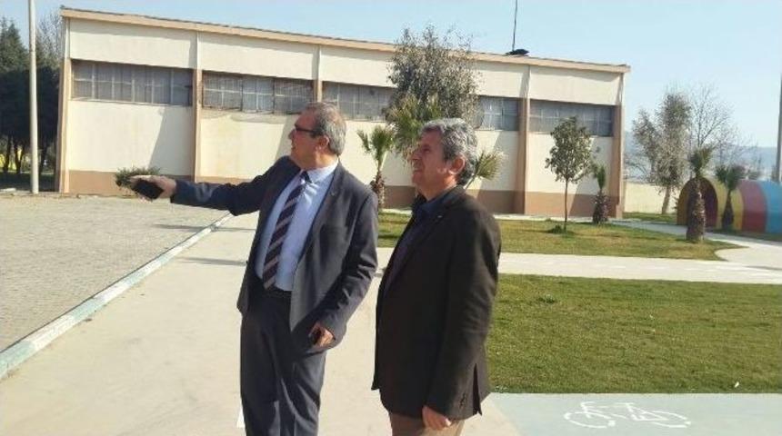 Alaşehir Belediyesi Engelleri Kaldırıyor