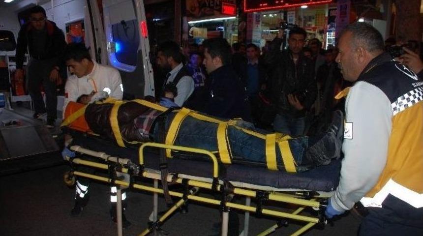 Otomobil İle Motosiklet &Ccedil;arpıştı: 1 Yaralı