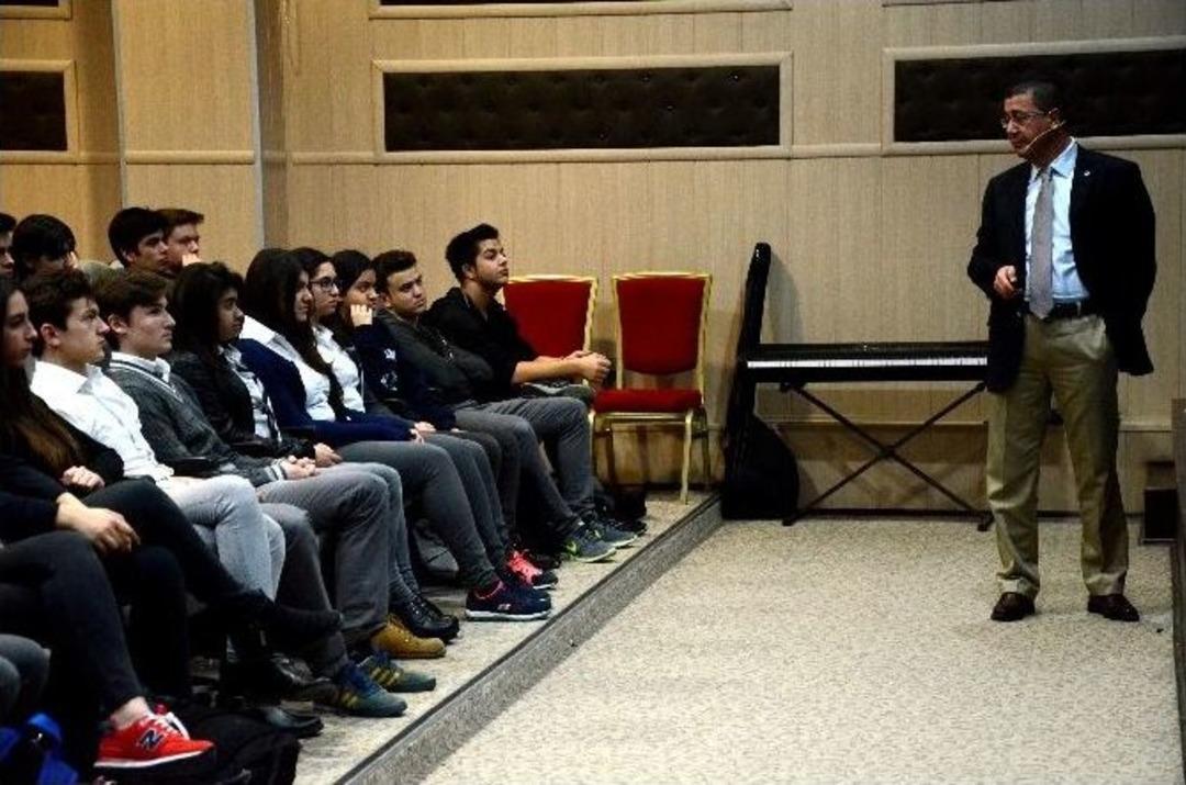 Atılım &Uuml;niversitesi Gen&ccedil;leri Aydınlatmaya Devam Ediyor