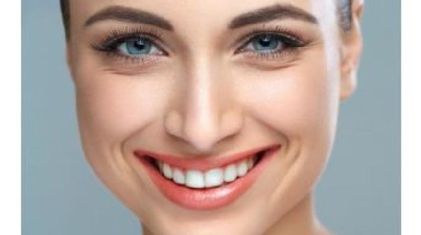 Doğal Ve Estetikler Dişler İ&ccedil;in &lsquo;laminate Veneerler&rsquo;