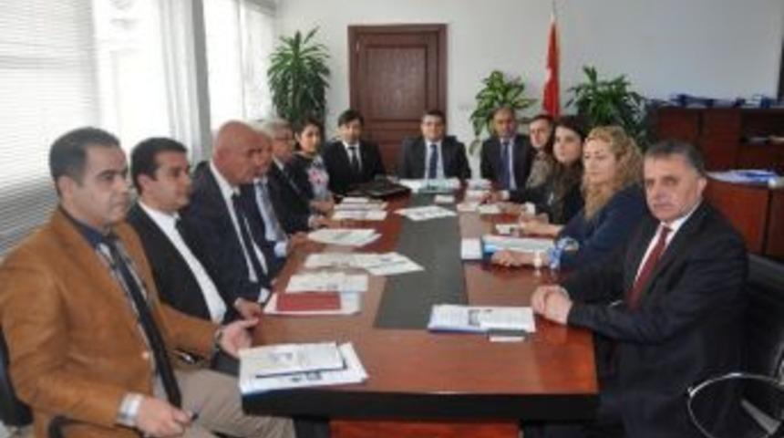 &Ouml;zarslan, Yenişehirlilerden Memnuniyet &Ouml;l&ccedil;&uuml;m&uuml;ne Katılmalarını İstedi