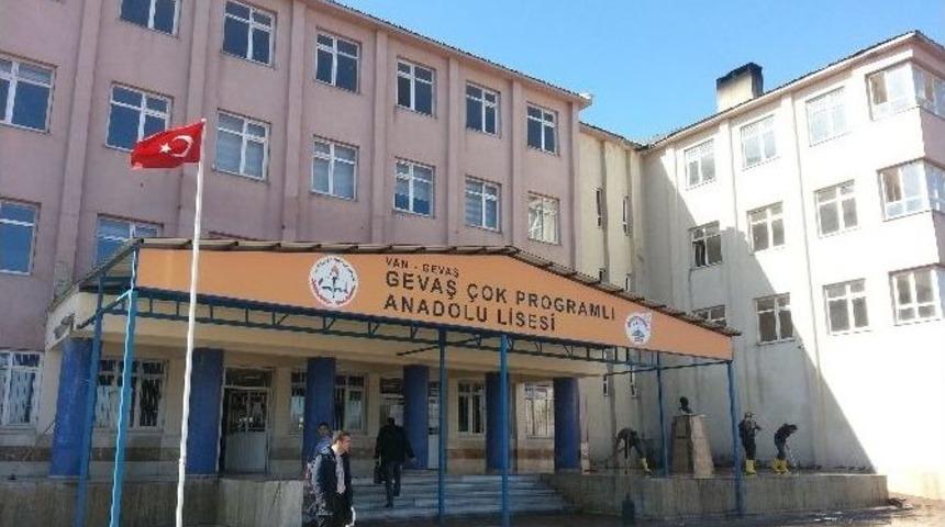 Gevaş &Ccedil;pal&rsquo;de Umre &Ouml;d&uuml;ll&uuml; Yarışma