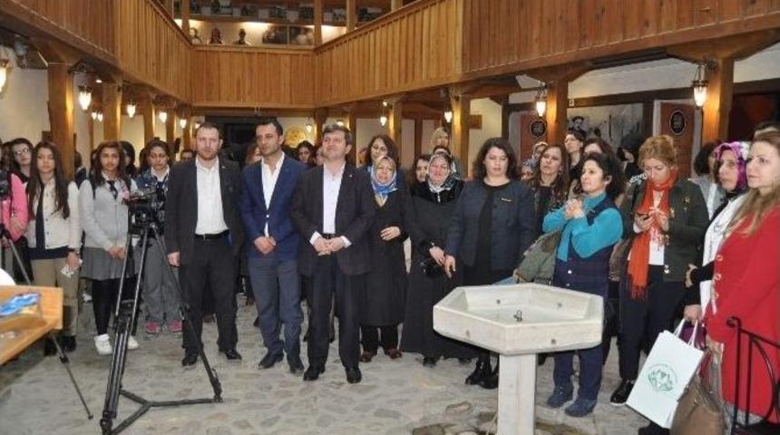 Otantik Nakışlar G&ouml;z Kamaştırdı