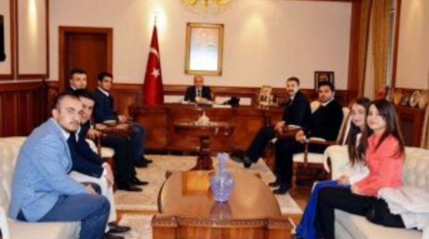 Akil Gen&ccedil;ler Platformu Malatya Heyetinden, Vali Kam&ccedil;ı&rsquo;ya Ziyaret