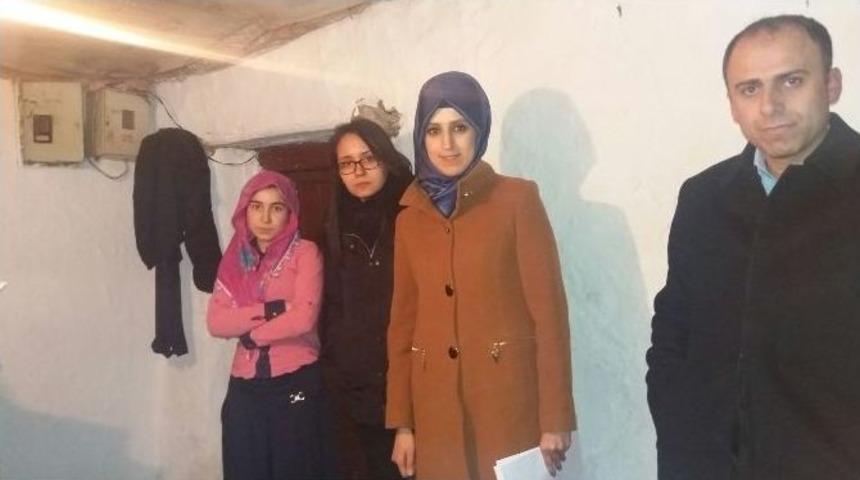 Hask&ouml;y&rsquo;de Kızlar Eğitime Kazandırılıyor