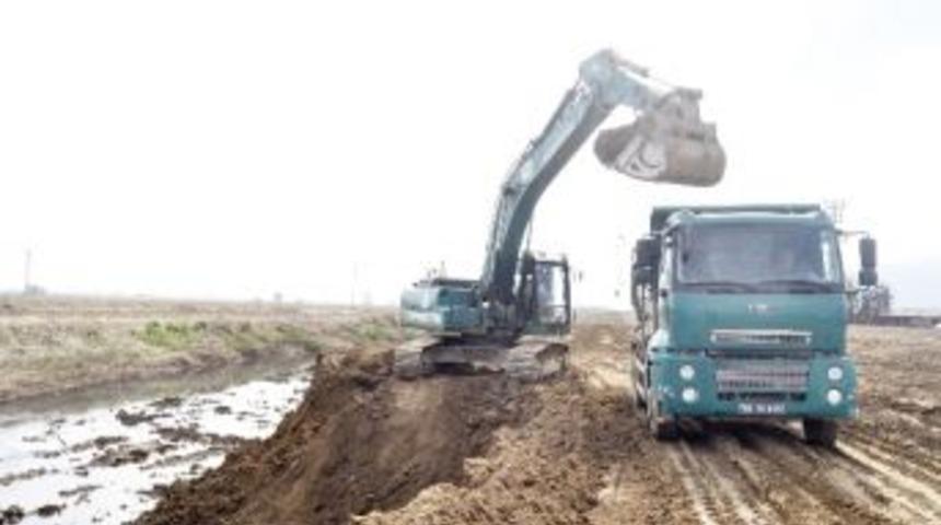 Dev Proje &Ccedil;alışmasında 2 Ton Mazot &Ccedil;alındı