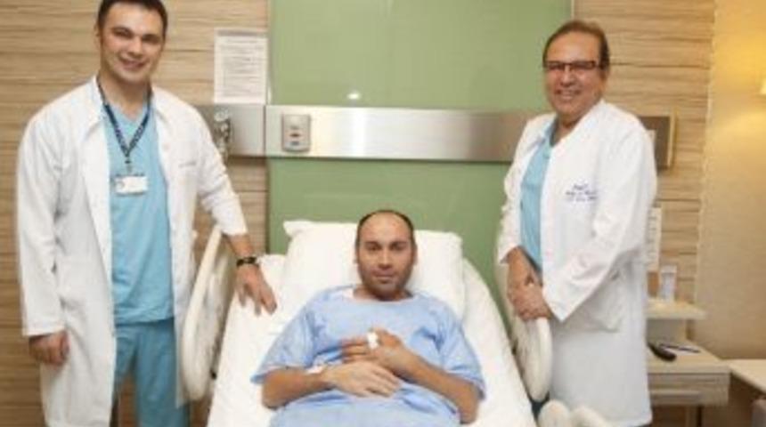 Odun Toplarken Par&ccedil;alanan Eli, Karnına Dikilerek Kurtuldu