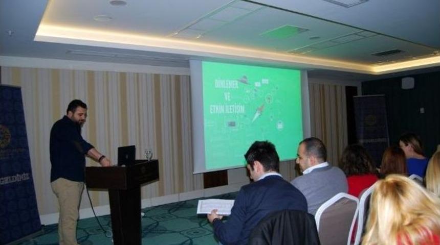 Belediye Personeline Etkin İletişim Eğitimi