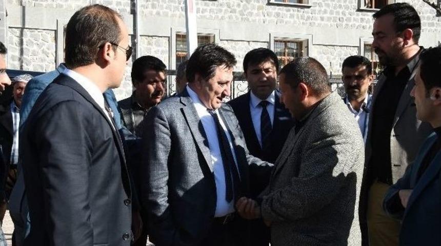 Şanlıurfa Valisi Viranşehir&rsquo;de Temaslarda Bulundu