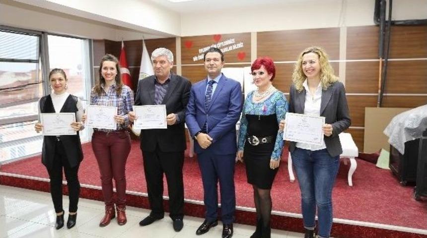 Bulgarca &Ouml;ğrenen Kursiyerler Sertifikalarına Kavuştu