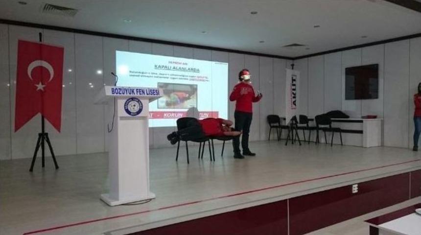 Akut Boz&uuml;y&uuml;k&rsquo;ten "deprem Bilin&ccedil;lendirme" Semineri
