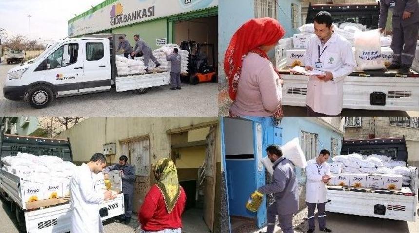 Gıda Bankası Ailelerin Yanında