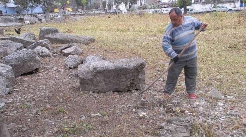 Turizm Sezonu &Ouml;ncesi Tarihi Temizlik