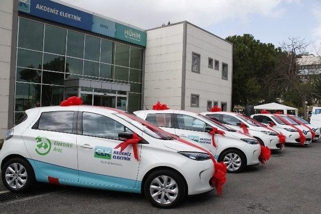 Clk, Filosuna 5 Elektrikli Araç İlave Etti